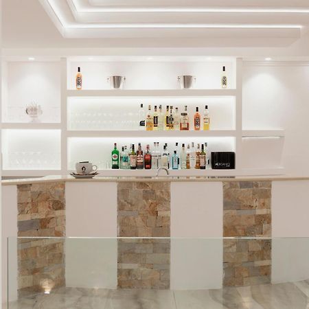 Jonium Hotel - Amazing Sea View And Swimming Pool Pulsano Exteriör bild