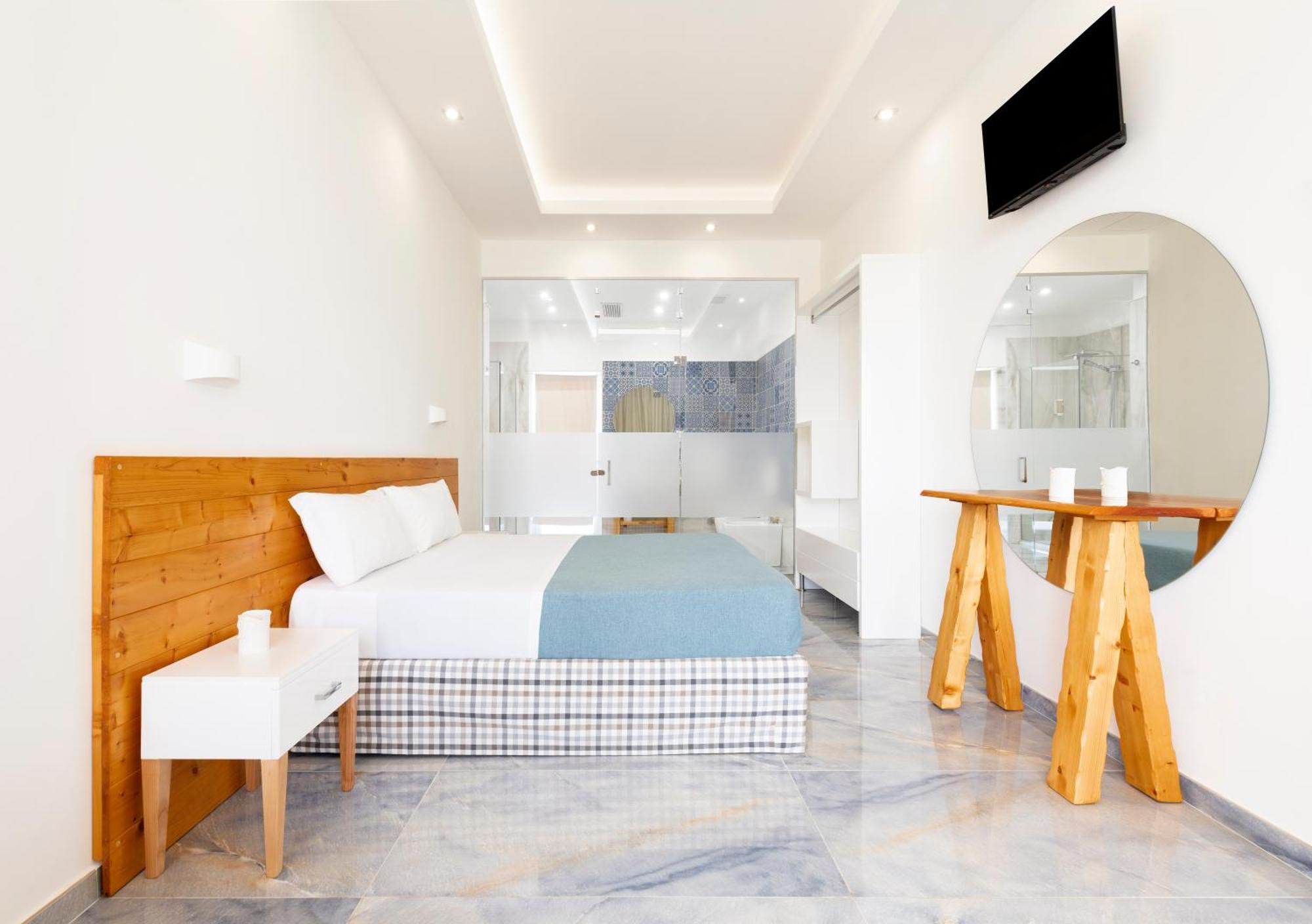 Jonium Hotel - Amazing Sea View And Swimming Pool Pulsano Exteriör bild