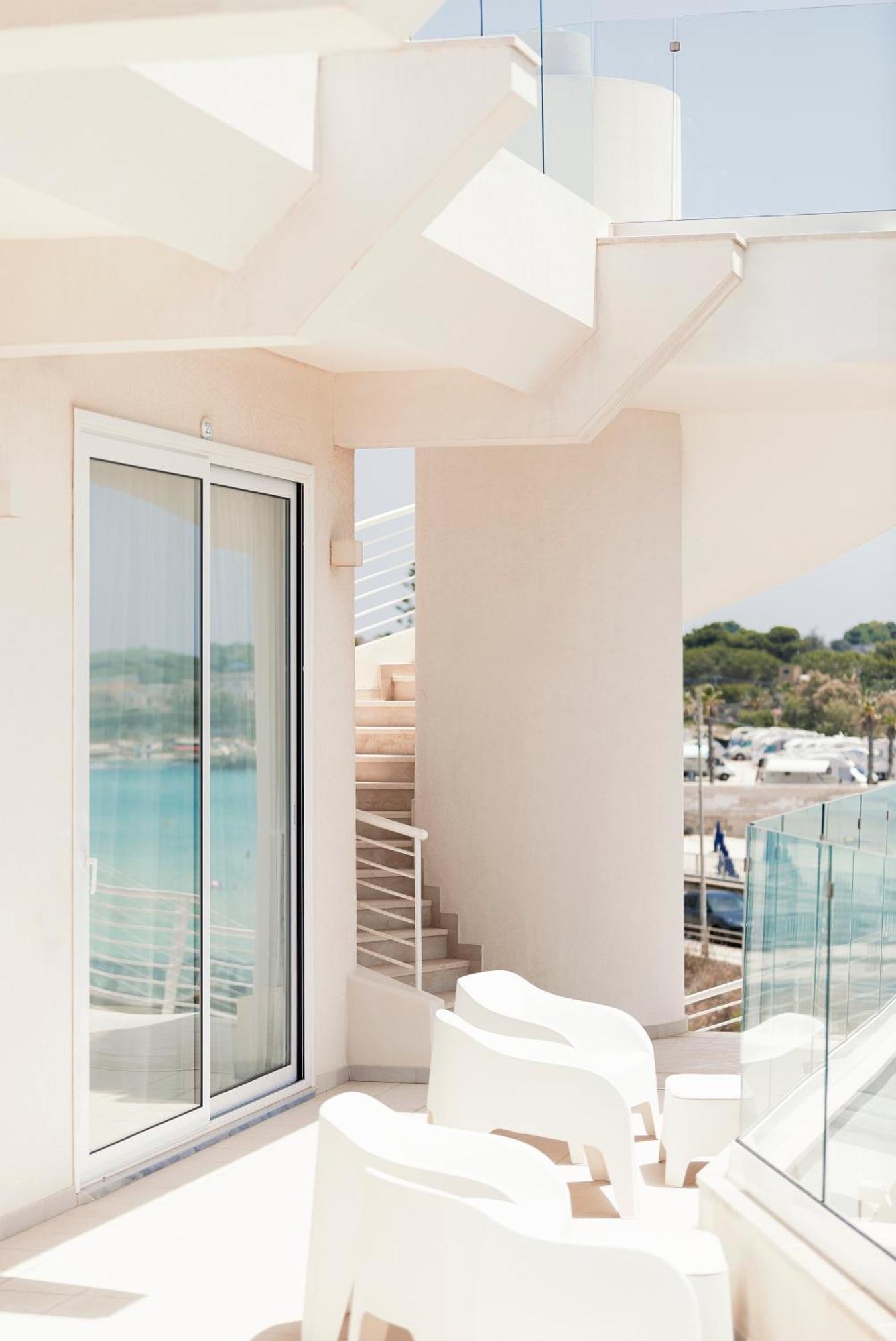 Jonium Hotel - Amazing Sea View And Swimming Pool Pulsano Exteriör bild